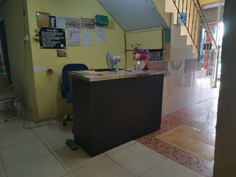 Oyo 89819 Raz Hotel Kelulut
