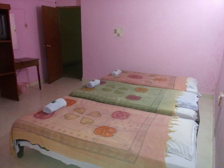 Hotel Molyma Resorts