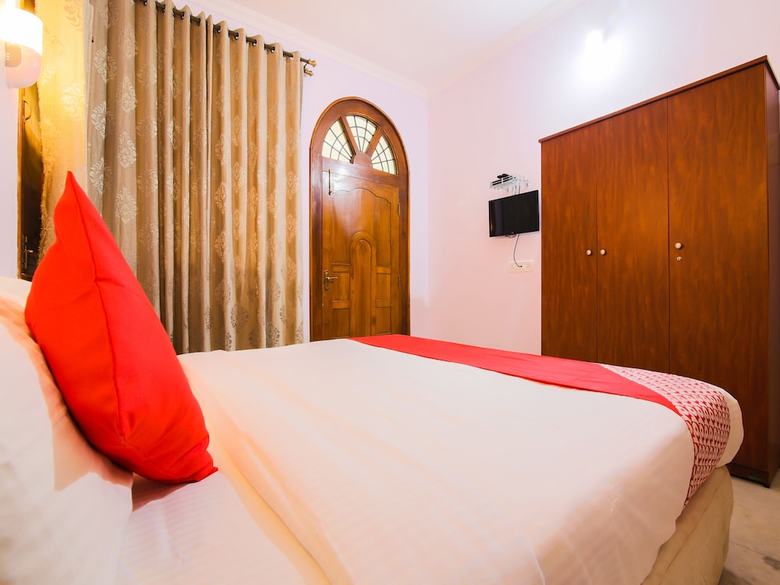 Hotel Oyo 4247 Pande Residency