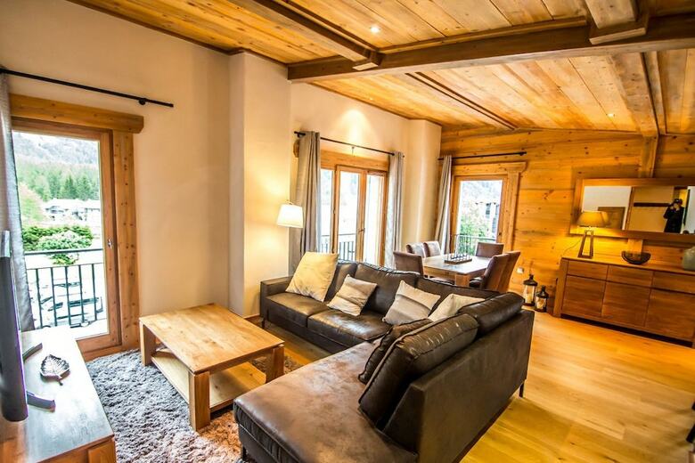 Le Savoy Luxury Private Apartment