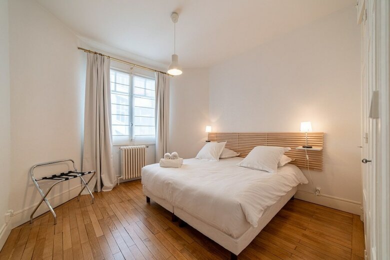 La Perle D'annecy Private Apartment