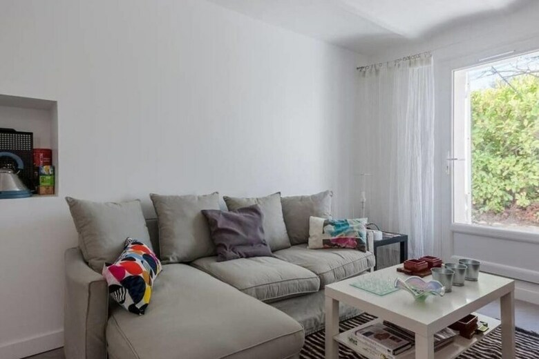 C�zanne Private Garden Apartment