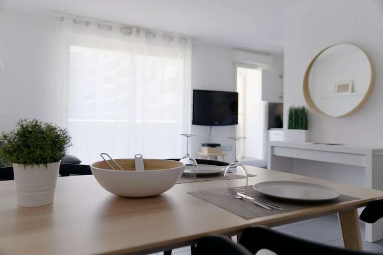 L'escale Du Prado Private Apartment