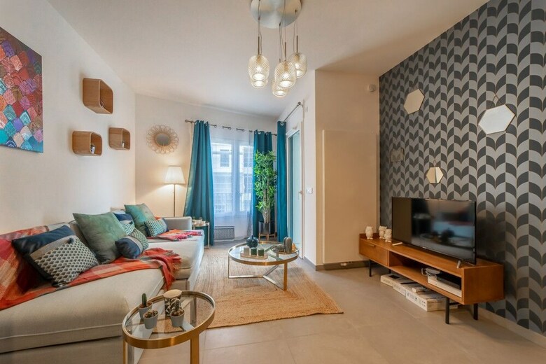 Les Tr�sums Private Terrace Apartment
