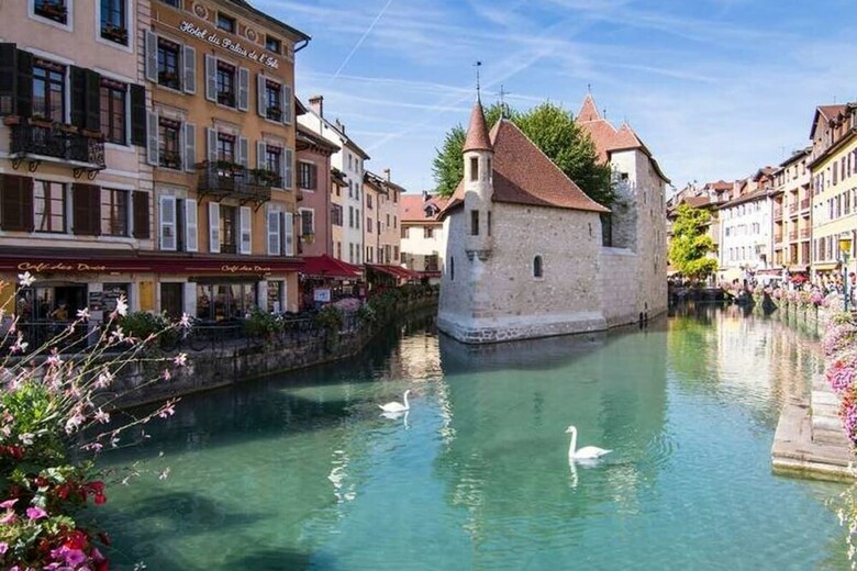 T2 Apartment Mezza Old Town