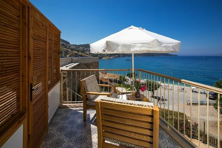Hotel Pier House