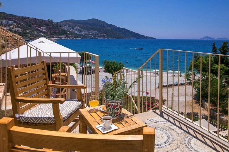 Hotel Pier House