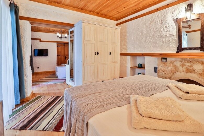 Hotel Pier House