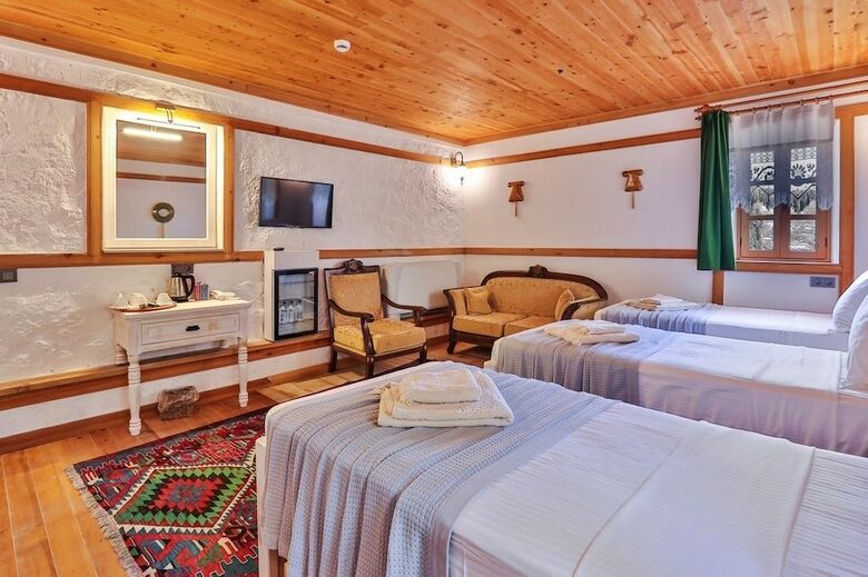Hotel Pier House