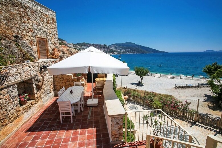 Hotel Pier House