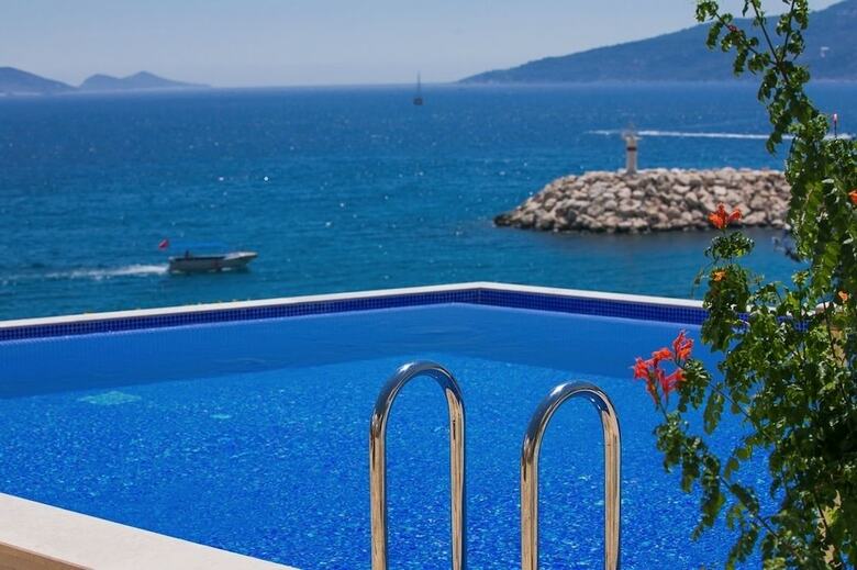 Hotel Pier House