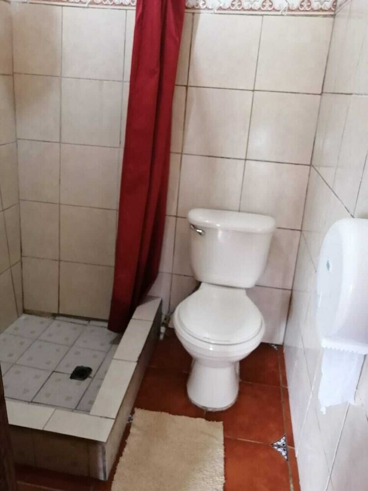 Hostal El Muro Lanquin