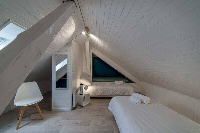 L'authentic Private Triplex Apartment