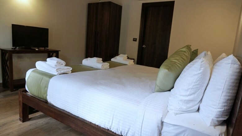 Hotel Stone Wood Nature Resort