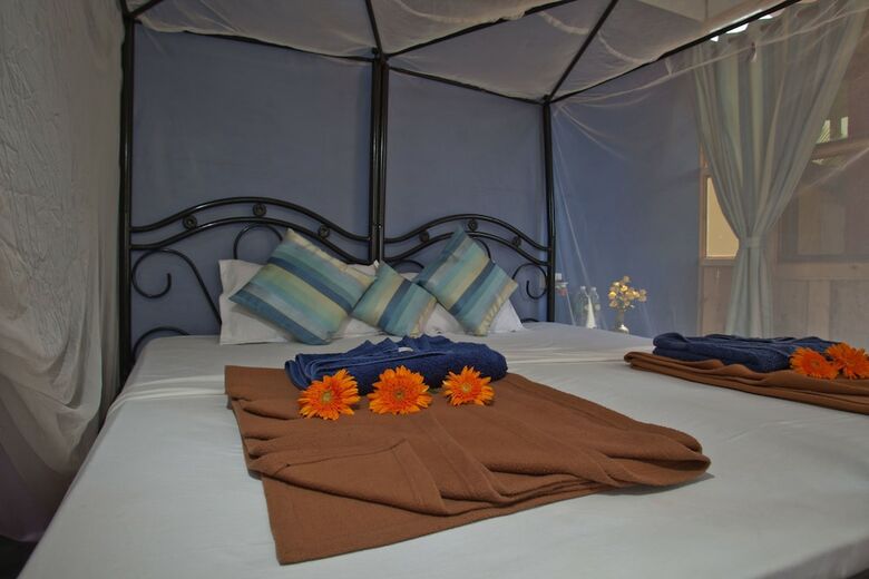 Hotel Cuba Patnem Bungalows