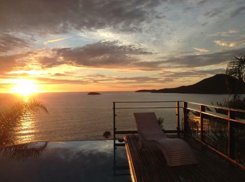 Casa Com Vista Para O Mar Em Ubatuba