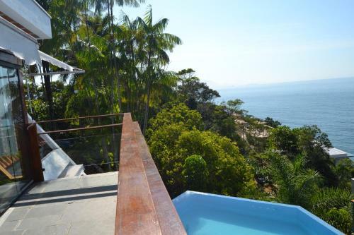Casa Com Vista Para O Mar Em Ubatuba