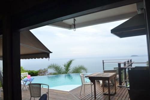 Casa Com Vista Para O Mar Em Ubatuba