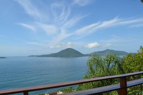 Casa Com Vista Para O Mar Em Ubatuba
