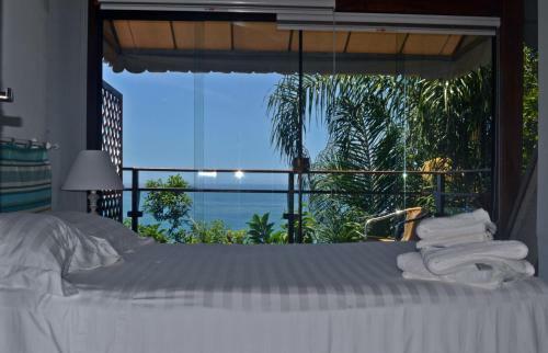 Casa Com Vista Para O Mar Em Ubatuba