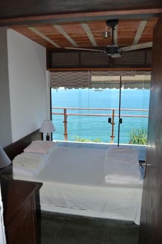 Casa Com Vista Para O Mar Em Ubatuba