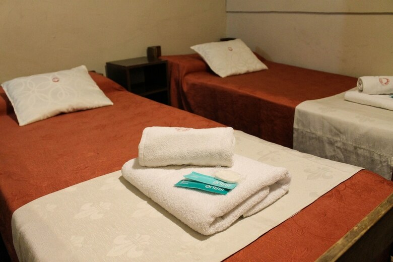 Casi Guemes Hotel