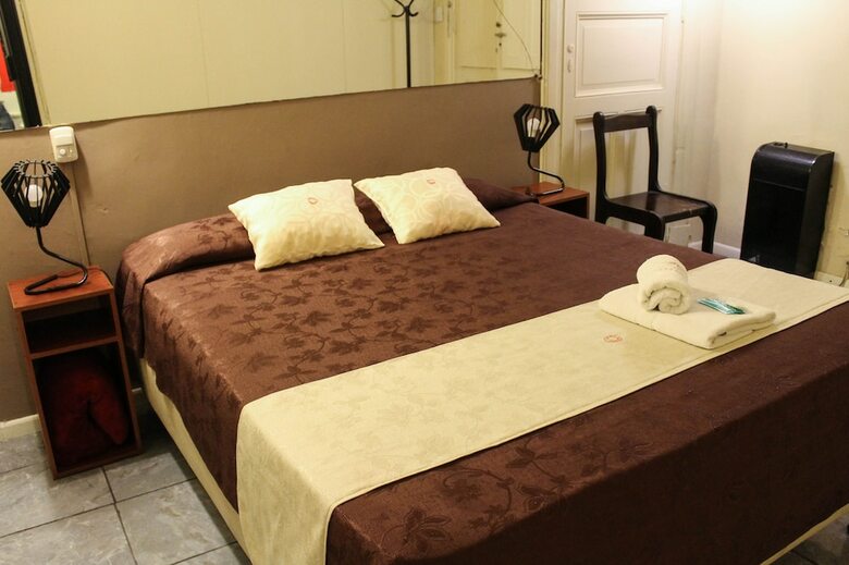 Casi Guemes Hotel