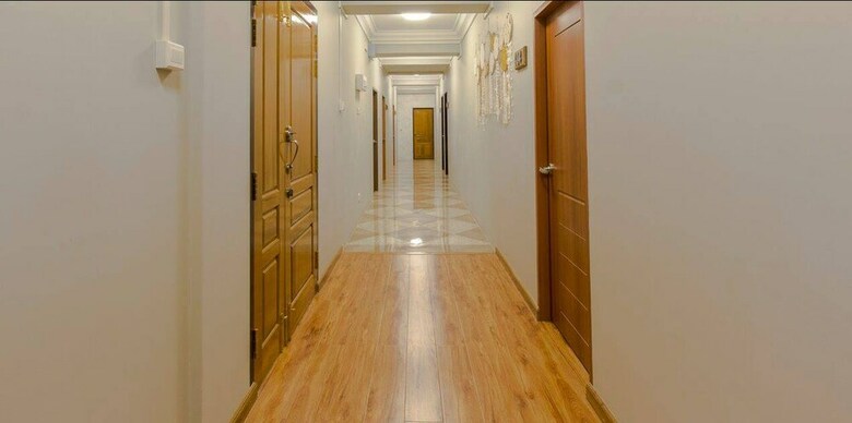 Hostal Serene Stays Hotel