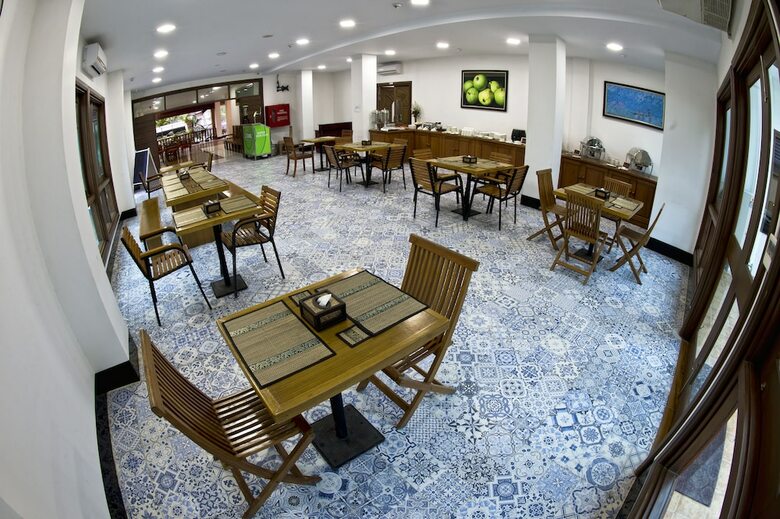 Seasons Hotels And Resort- Ngapali