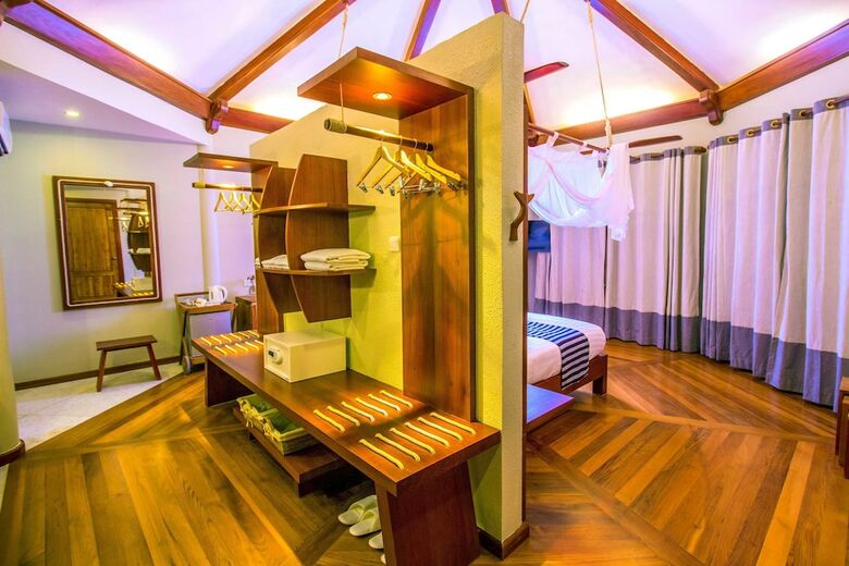 Hotel Pristine Mermaid Resort