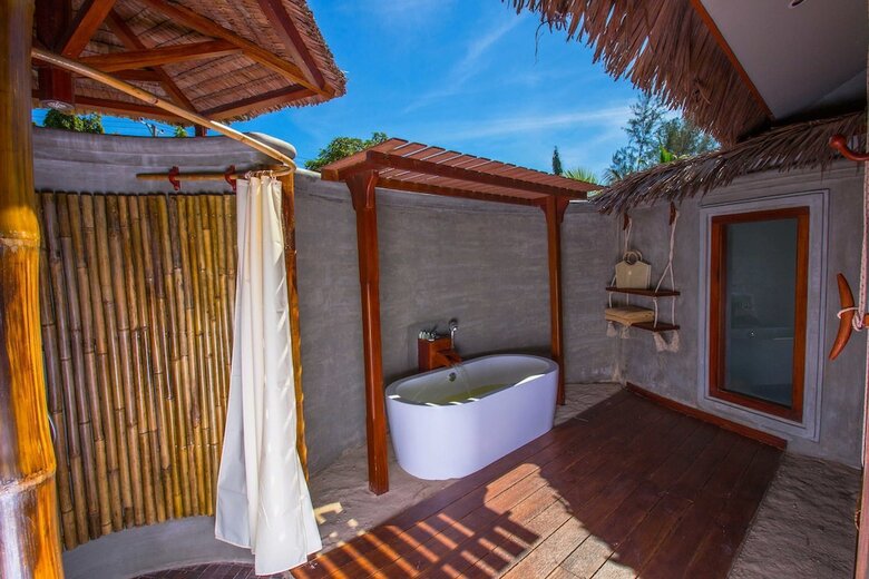 Hotel Pristine Mermaid Resort