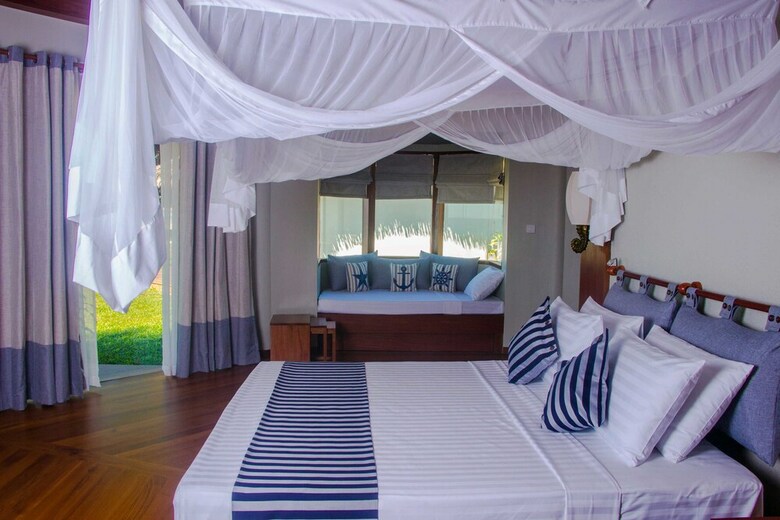 Hotel Pristine Mermaid Resort