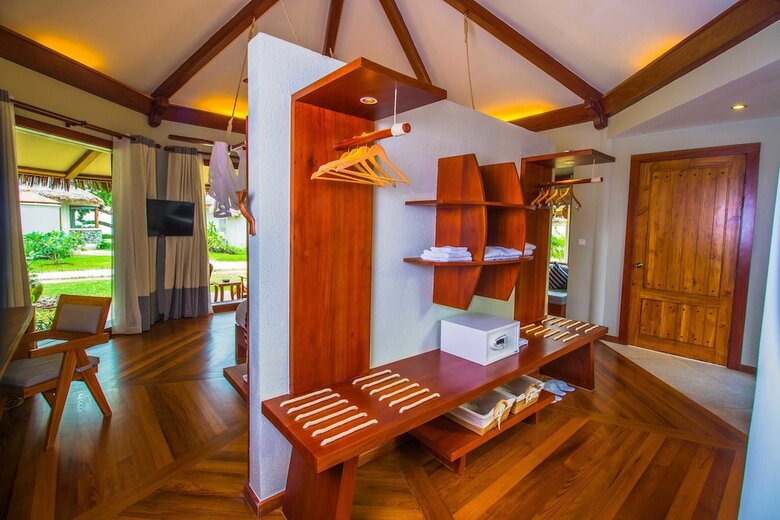 Hotel Pristine Mermaid Resort