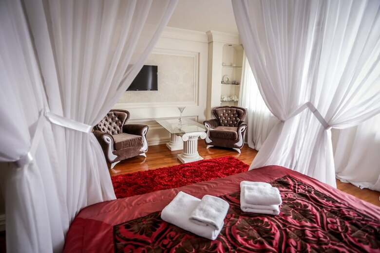 Hotel Bob Exclusive
