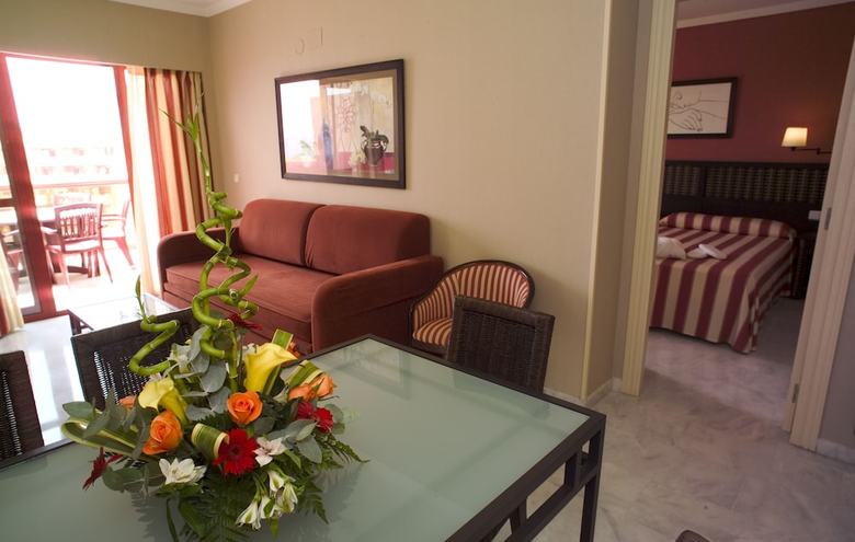 Holiday World Village Hotel
