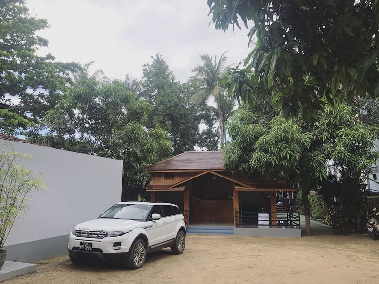 Hotel Lagoon Ngapali Beach Lodge