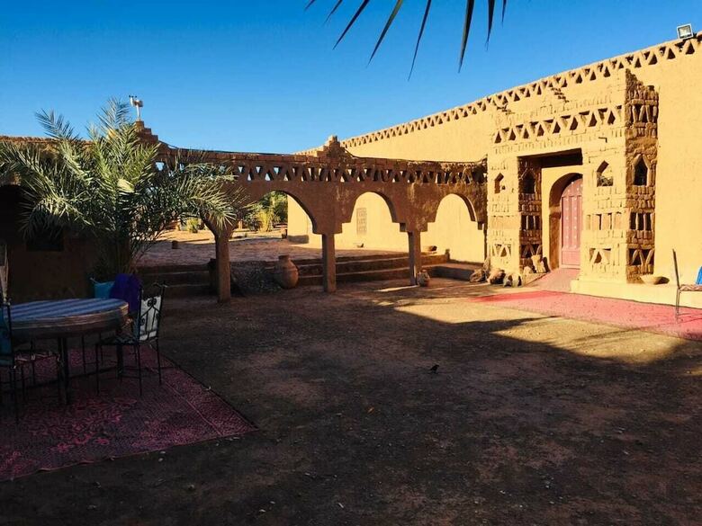 Hotel Auberge Camping Oasis El Mharech
