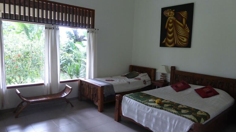 Hotel Rumah Kita