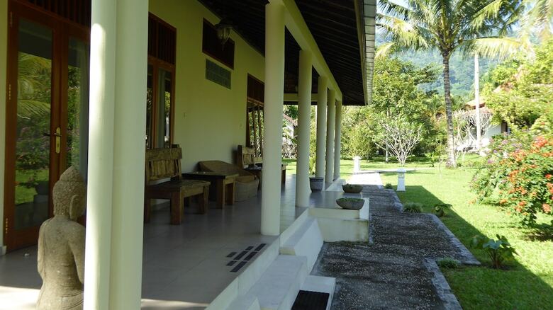 Hotel Rumah Kita
