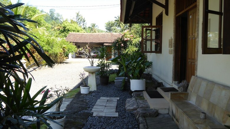 Hotel Rumah Kita
