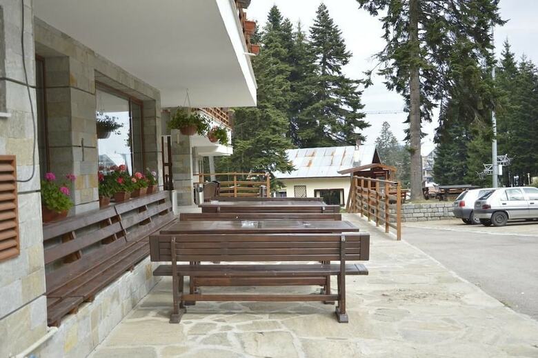 Club Hotel Yanakiev