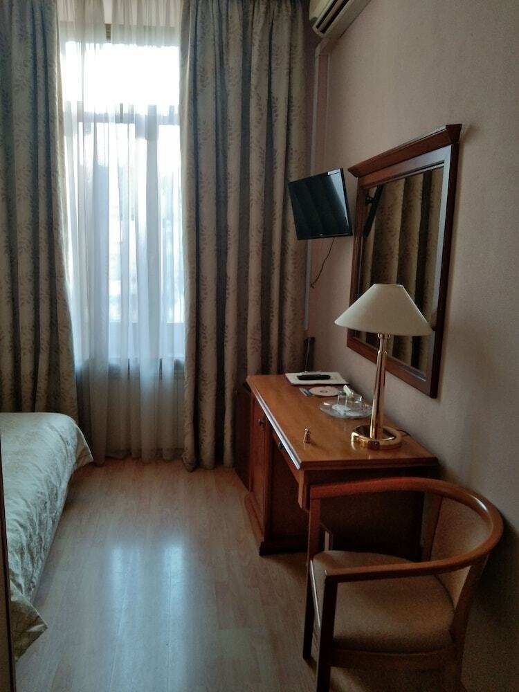 Domus Hotel -1
