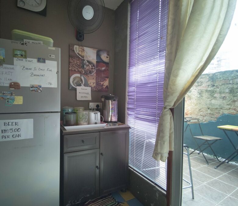 Hostal Le Nomade Hostel