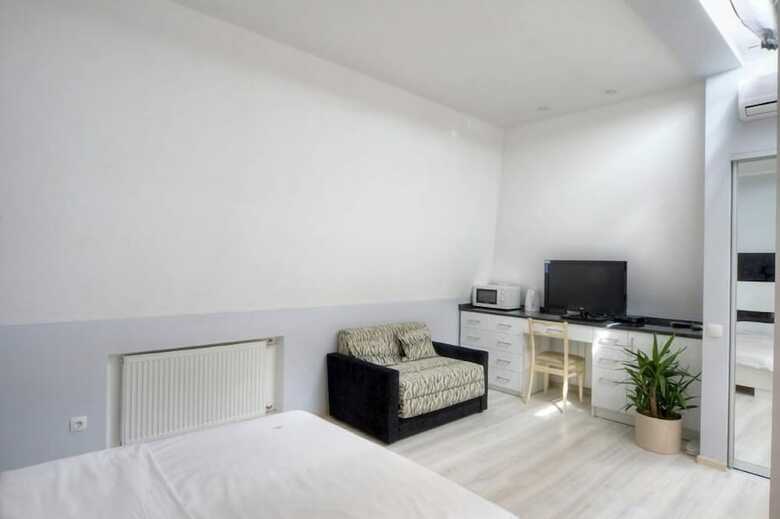 Best Season Apart Hotel