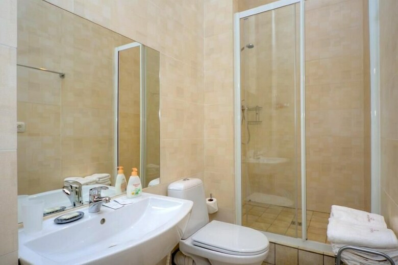 Best Season Apart Hotel