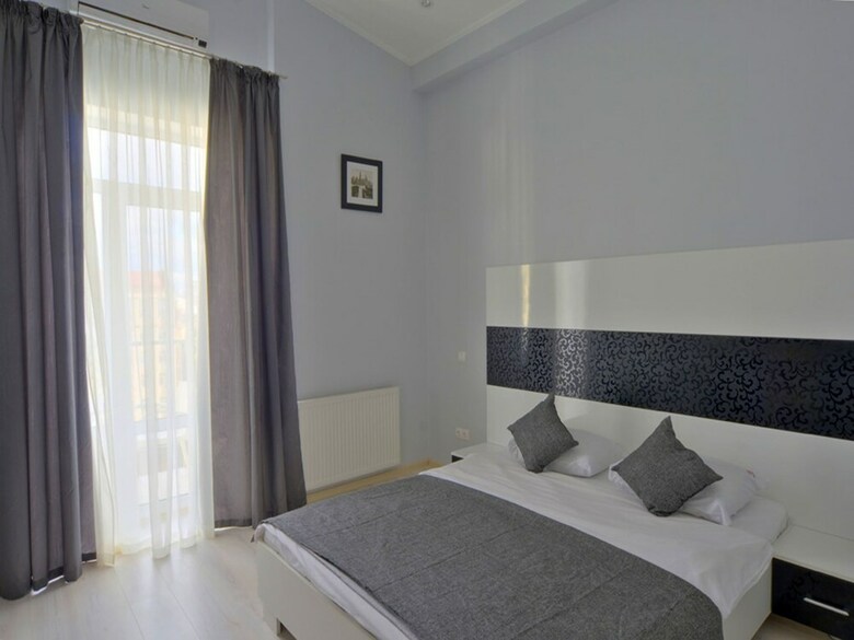 Best Season Apart Hotel