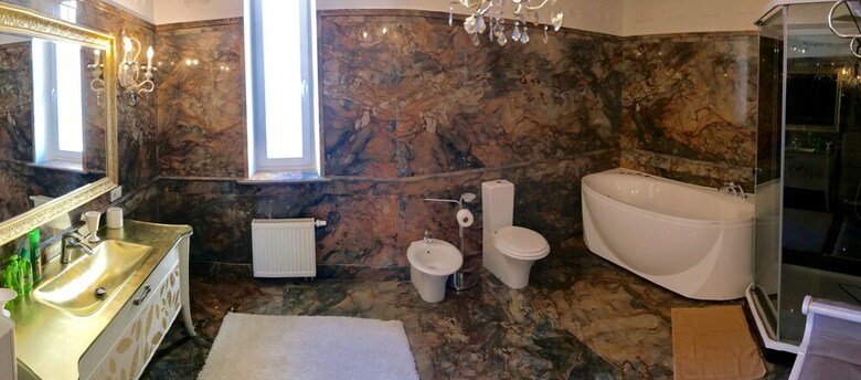 Luxury Condominium. Kiev Center.