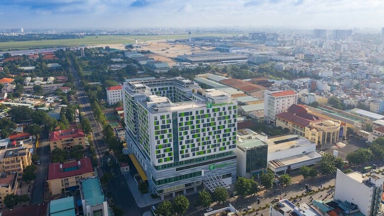 Hotel Holiday Inn & Suites Saigon Airport