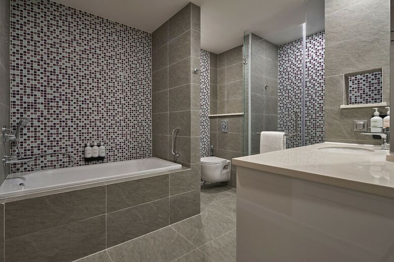 Hotel Holiday Inn & Suites Saigon Airport