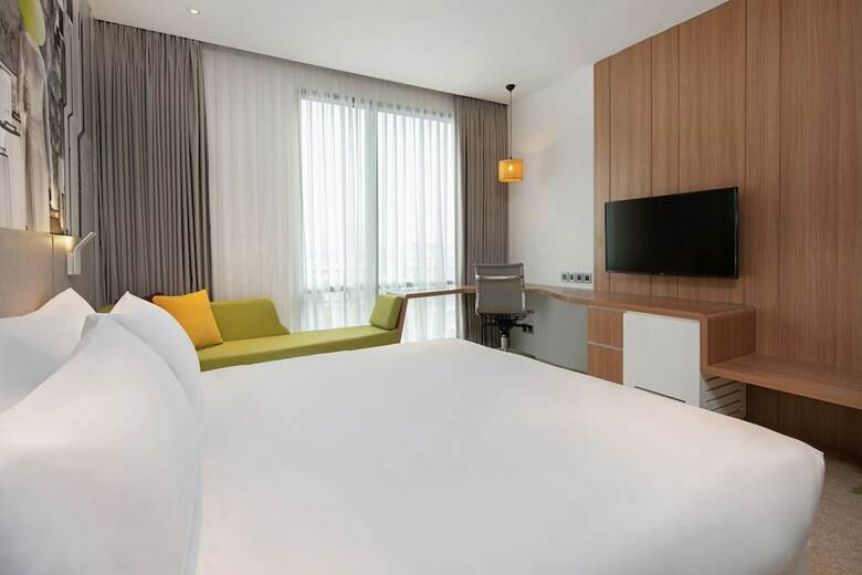 Hotel Holiday Inn & Suites Saigon Airport
